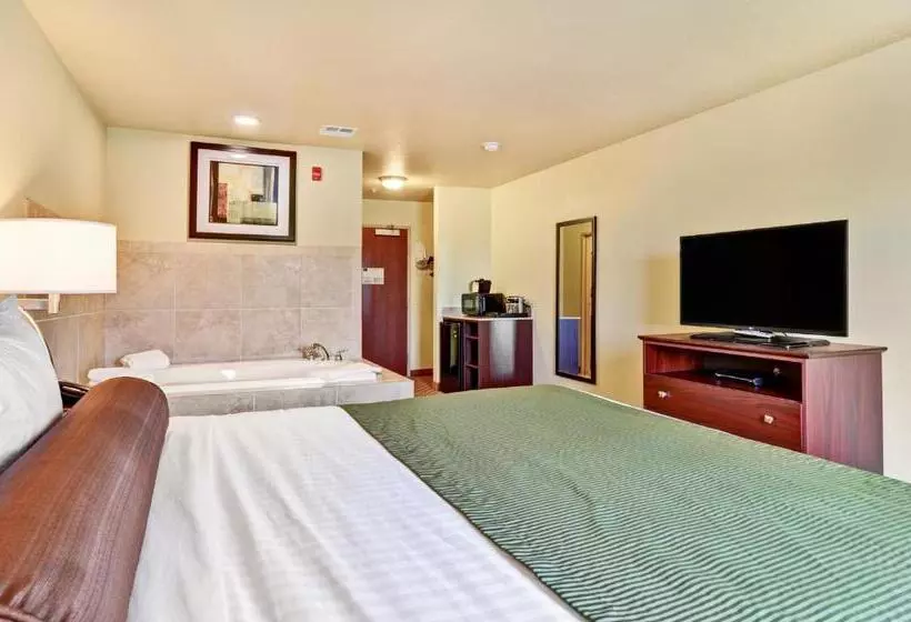 キングサイズベッドのスタンダードルーム, Cobblestone Inn & Suites  Ambridge