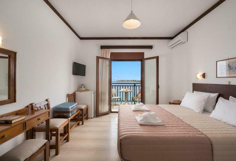 Triple Room Sea View, Lena Beach