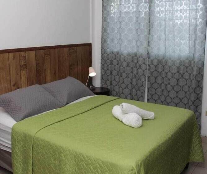 Номер Стандарт Индивидуальный, Manantiales El Salvador