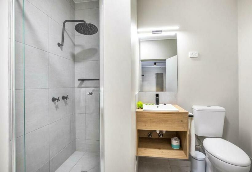 Студия Стандарт, Nightcap At Springwood