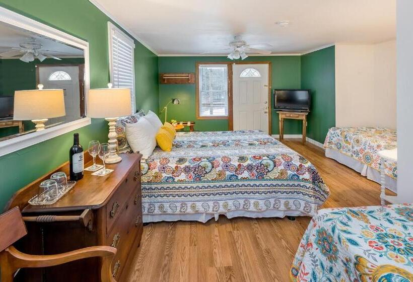 Номер Стандарт Четырехместный Боковой Вид на Море, The Craignair Inn & Causeway Restaurant