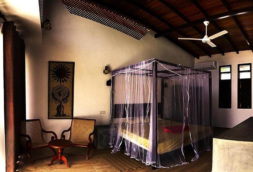 بانگلوی استاندارد, Villa Tangalle Lagoon