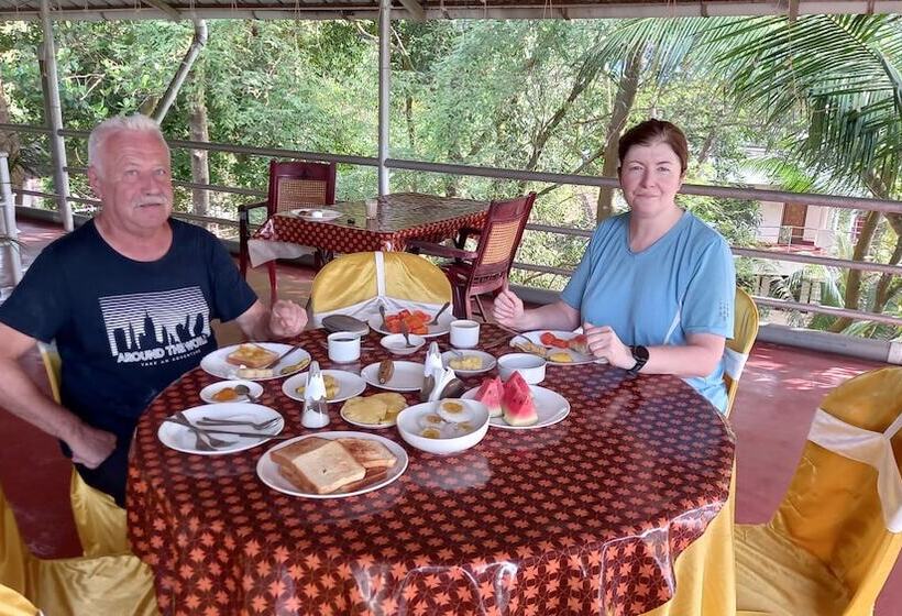 Номер Deluxe, Marari Beach Villas