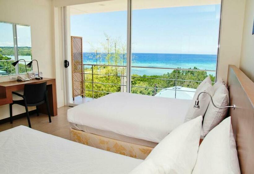 اتاق پریمیوم سه تخته, Ocean Suites Bohol Boutique