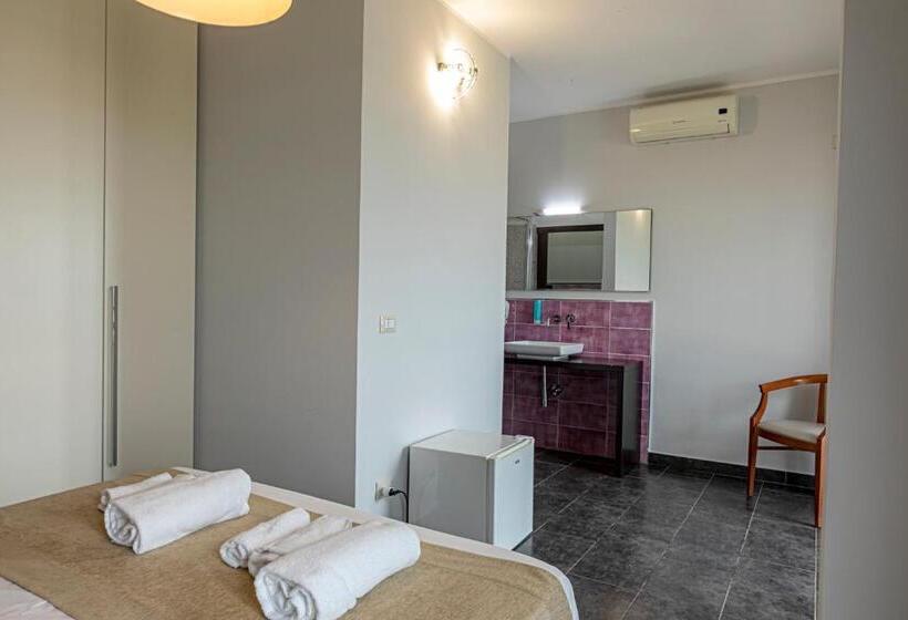 اتاق لوکس با چشمانداز دریا, B&b Bellavista