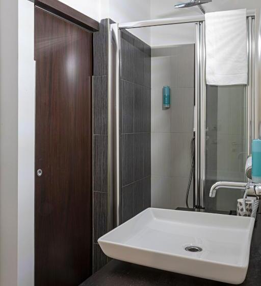 اتاق استاندارد با بالکن, B&b Bellavista