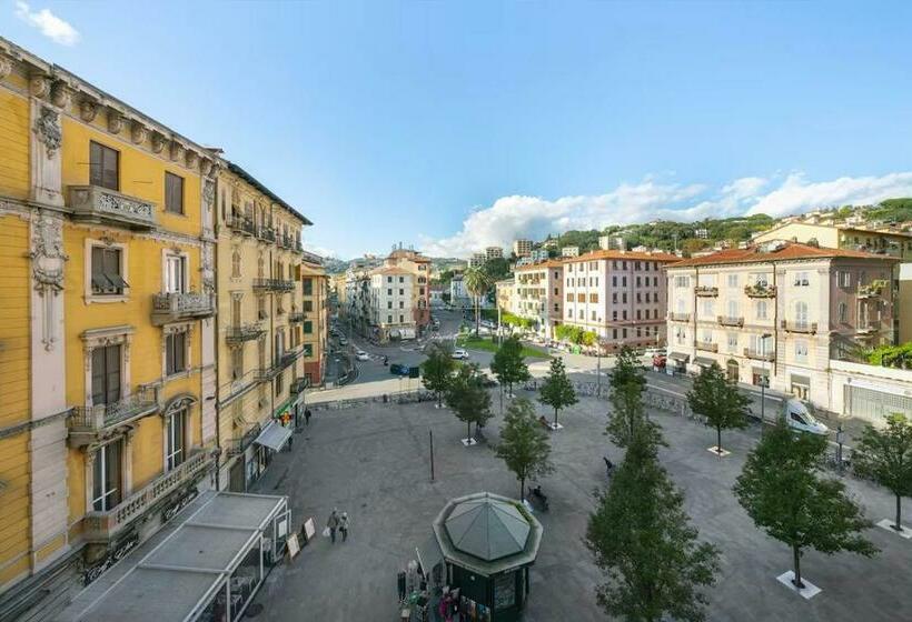 غرفة قياسية, Cinque Terre Gateway