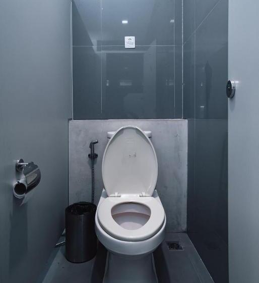 اتاق اکونومی, Cazz Hostel