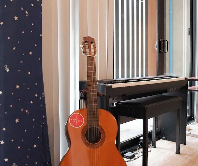 اتاق استاندارد با سرویس بهداشتی مشترک, Cazz Hostel