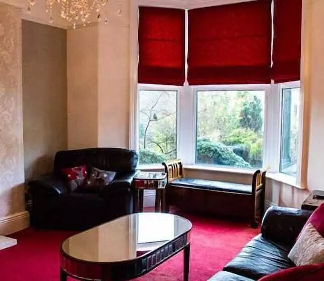 Huoneisto 1 Makuuhuone, Harrogate Elite Living