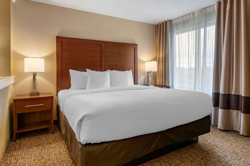 Люкс Кровать Кинг, Comfort Inn Pa Turnpike  I81