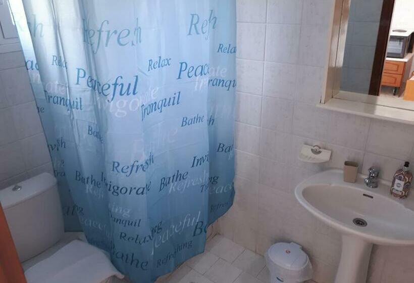 标准间带阳台, Corfugrace