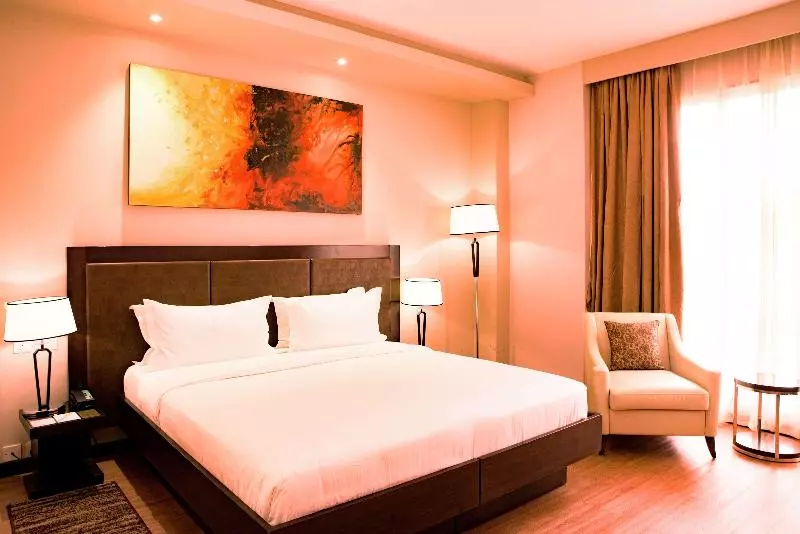 اتاق لوکس با تخت بزرگ, Doubletree By Hilton Nairobi Hurlingham