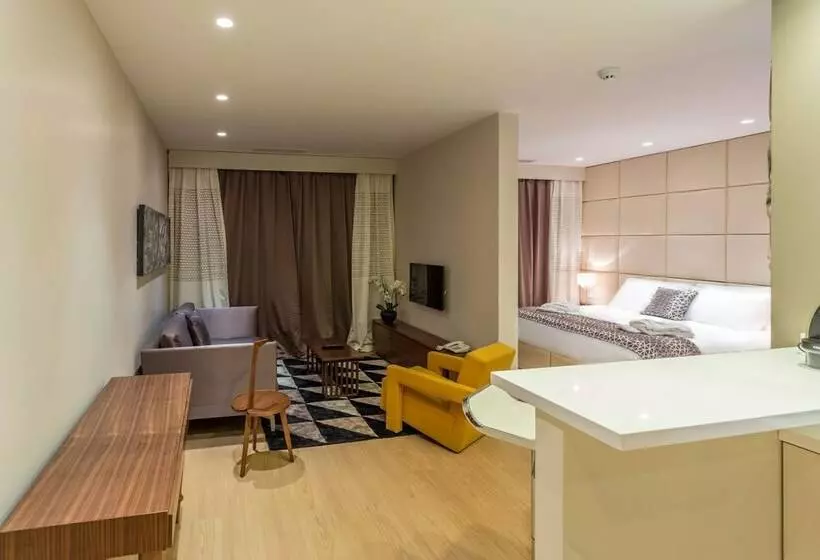Junior Suite, Millenium Suites