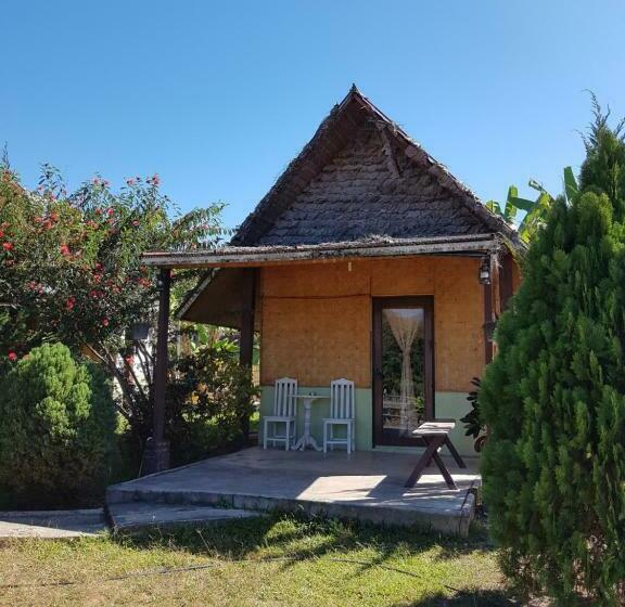 בקתה סטנדרטית, Odour Pai