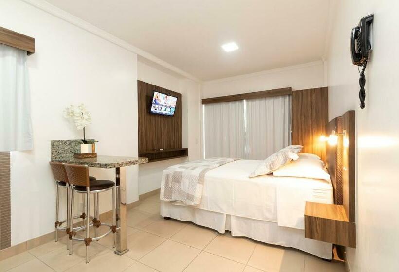 סוויטה, Pousada Riviera Bombinhas