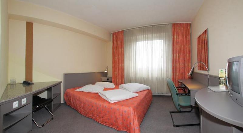 スタンダードルーム, Seneca