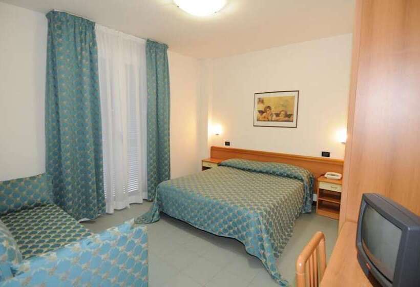 バルコニー付きスタンダードルーム, Thea