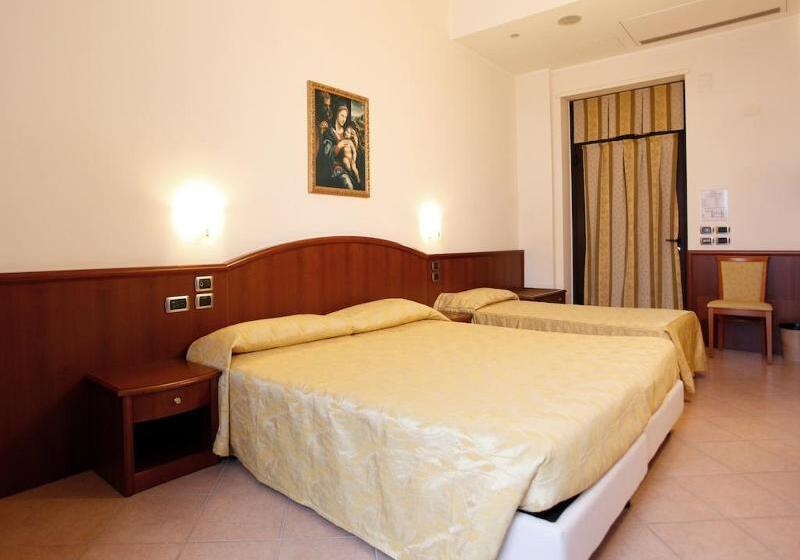 バルコニー付きスタンダードルーム, Villa Janto