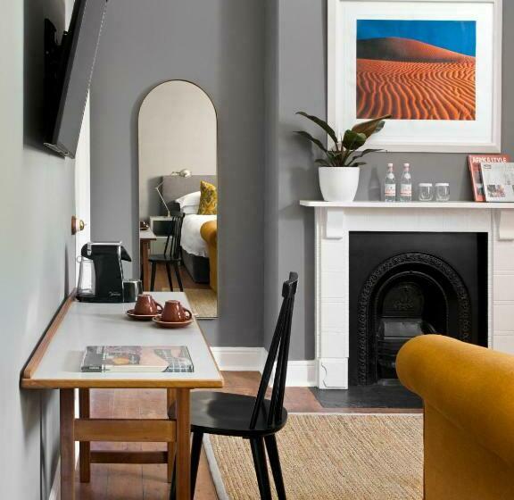 Номер Superior, Harpers House