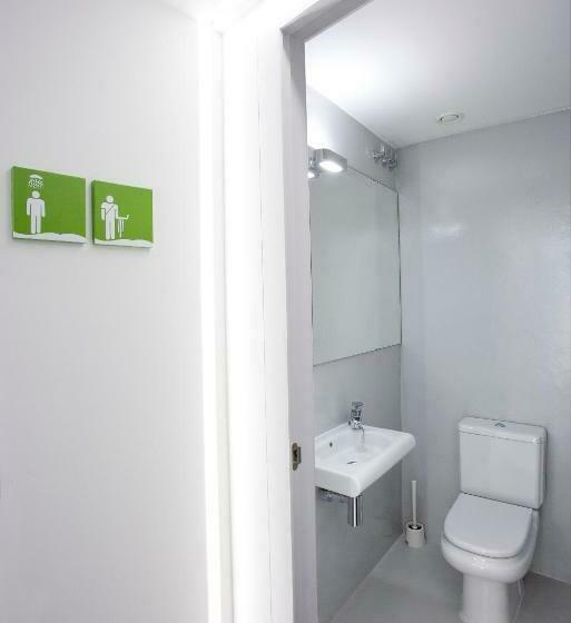 Cama en Habitación Compartida, Sant Jordi Hostels Gracia