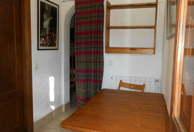 ルームシェアのワンベッド, Albergue Turistico Valle Del Ambroz