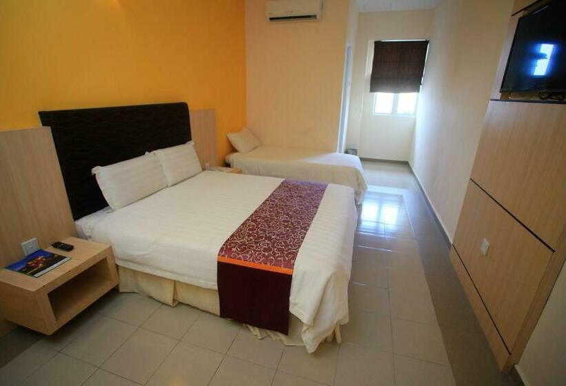 اتاق سوپریور سه تخته, Geopark Hotel Kuah Langkawi
