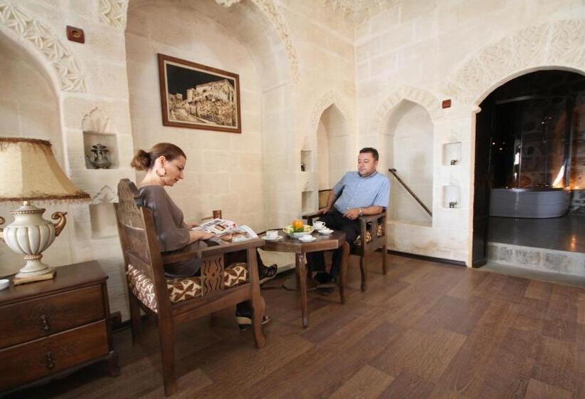 سوئیت با تخت بزرگ, Dara Konağı