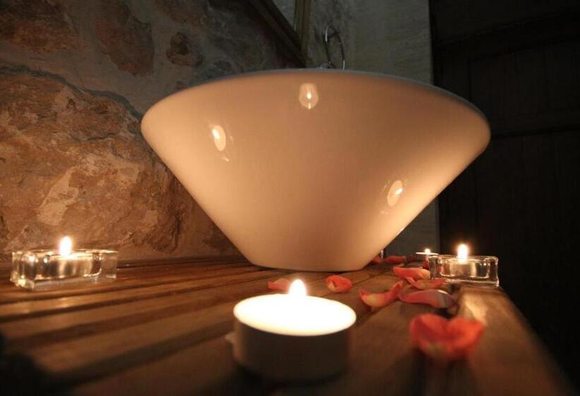 اتاق خانوادگی, Dara Konağı