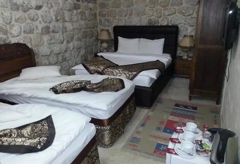اتاق خانوادگی, Dara Konağı