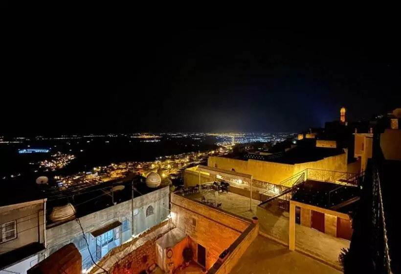 اتاق استاندارد, Dara Konağı