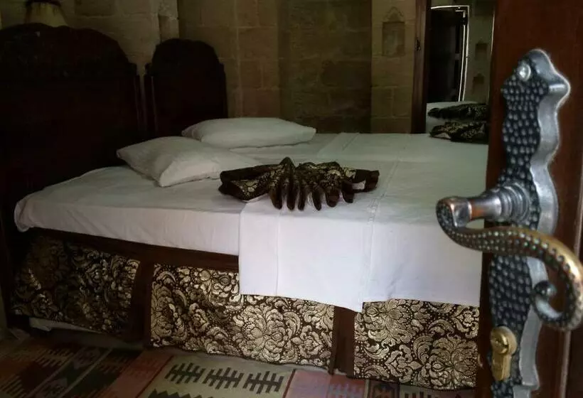 اتاق استاندارد, Dara Konağı