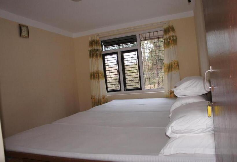 تختخواب در اتاق مشترک, Mount Paradise