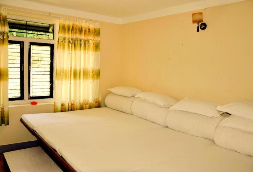 تختخواب در اتاق مشترک, Mount Paradise