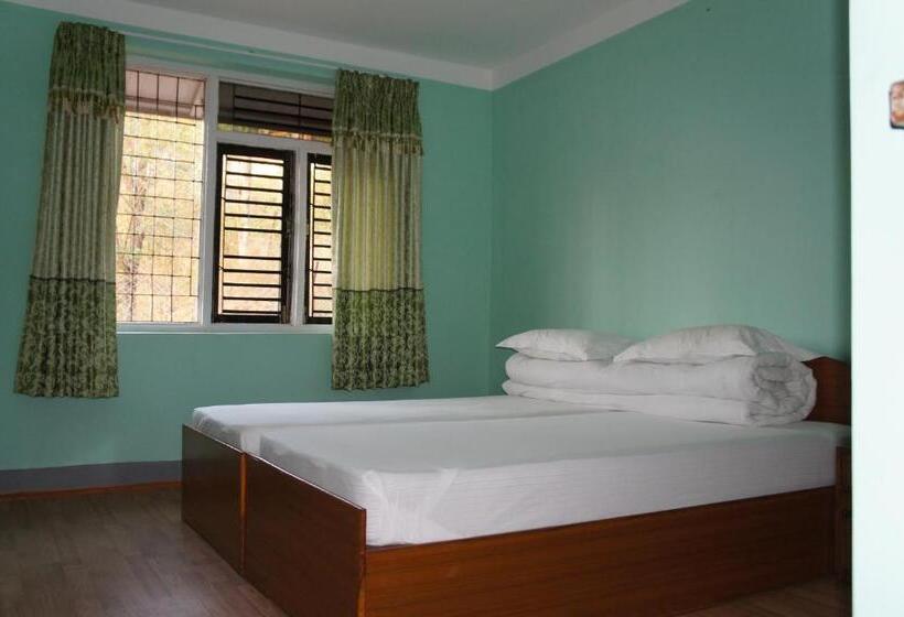 اتاق استاندارد با سرویس بهداشتی مشترک, Mount Paradise