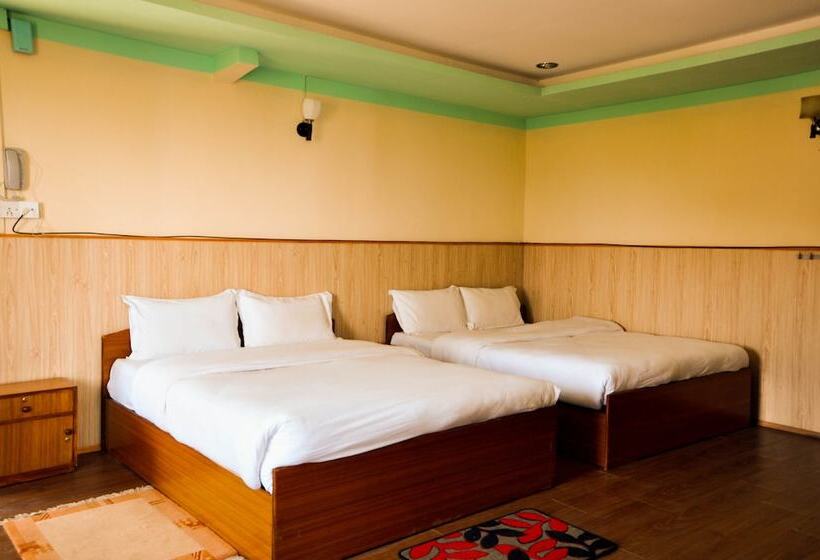 اتاق خانوادگی, Mount Paradise