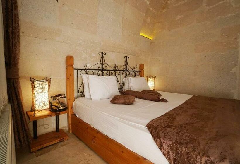 غرفة قياسية, Roma Cave Suite