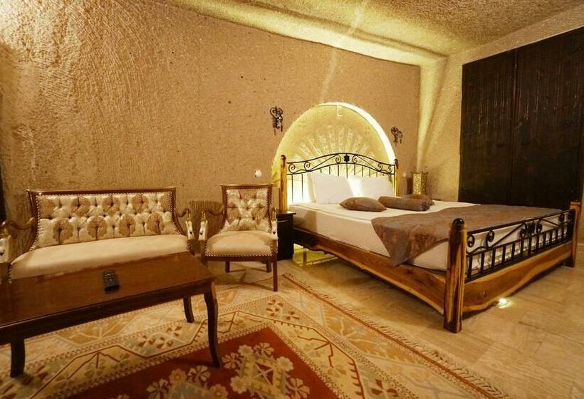 جناح ديلوكس, Roma Cave Suite