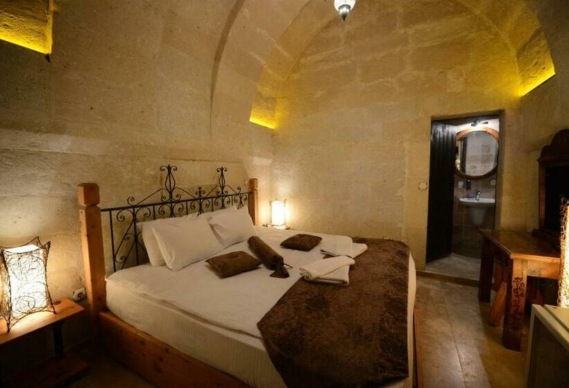 غرفة قياسية, Roma Cave Suite