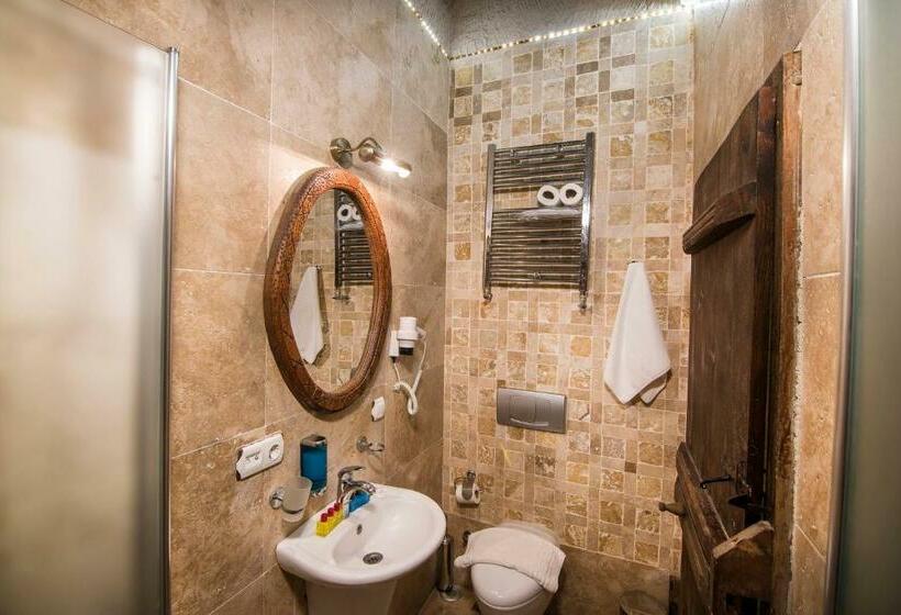 غرفة قياسية, Roma Cave Suite