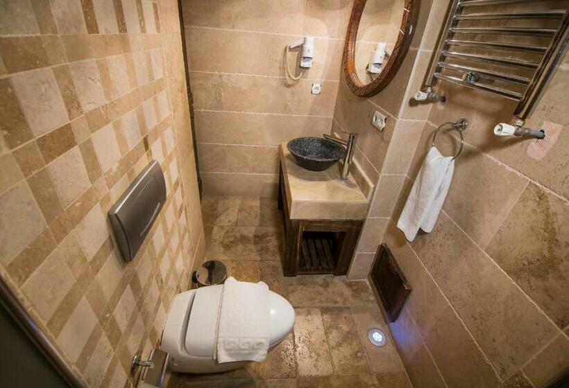 غرفة قياسية, Roma Cave Suite