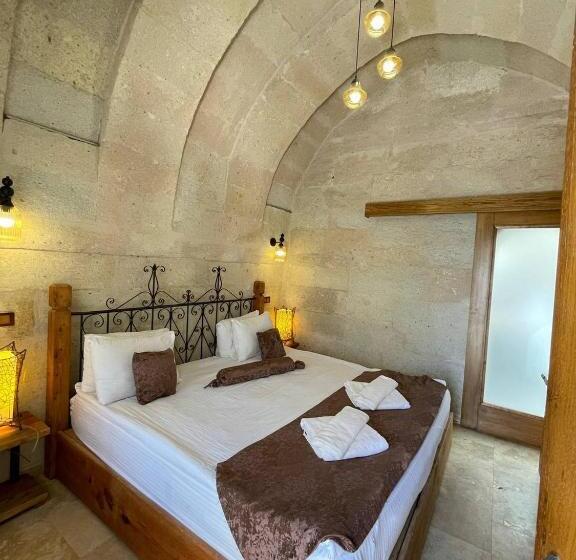 غرفة قياسية, Roma Cave Suite