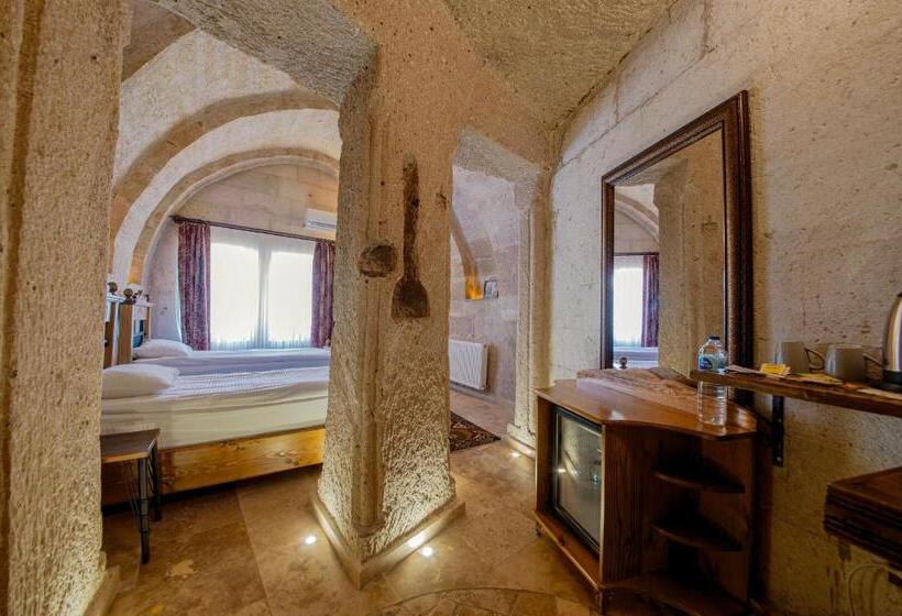 غرفة ديلوكس عائلية, Roma Cave Suite