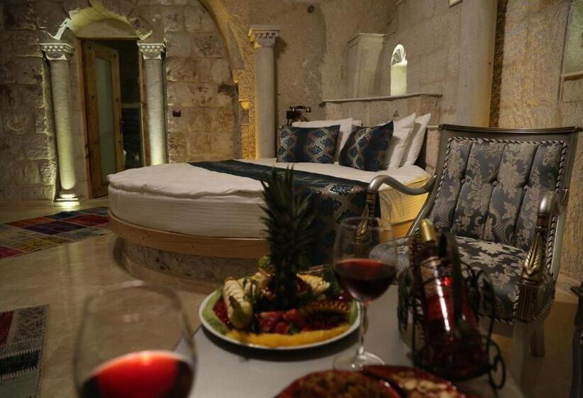 جناح, Roma Cave Suite