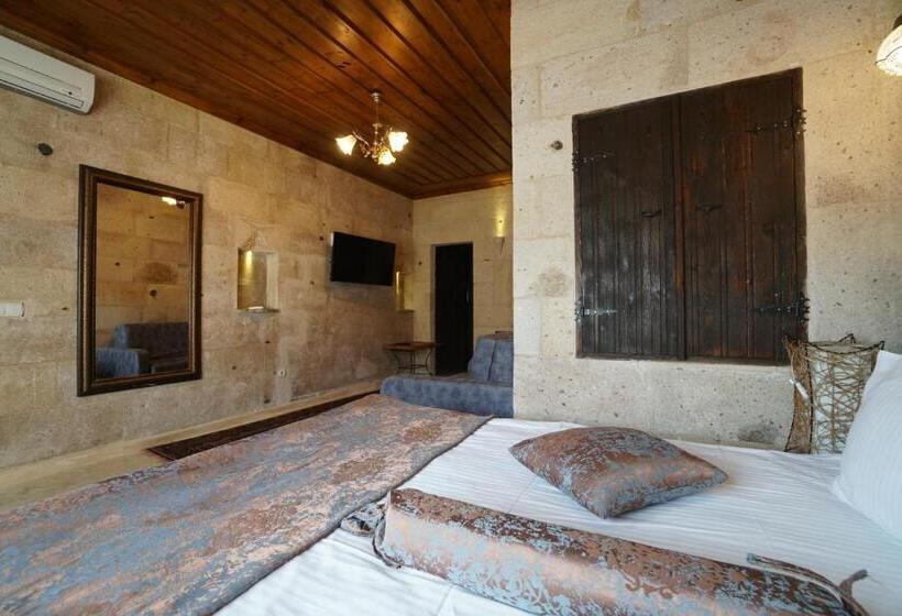 جناح جونيور, Roma Cave Suite