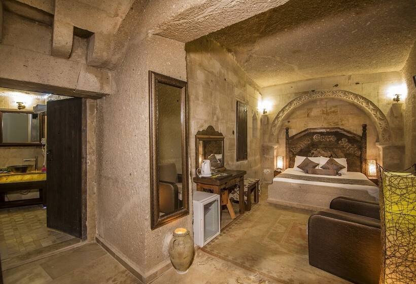 غرفة قياسية, Roma Cave Suite