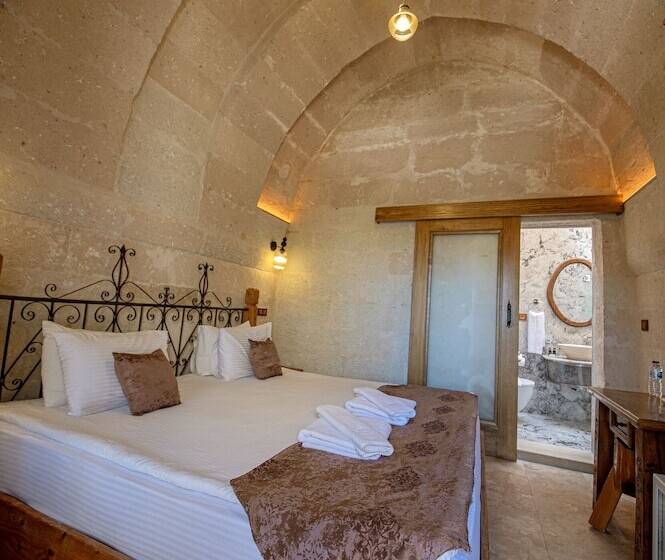 غرفة قياسية, Roma Cave Suite