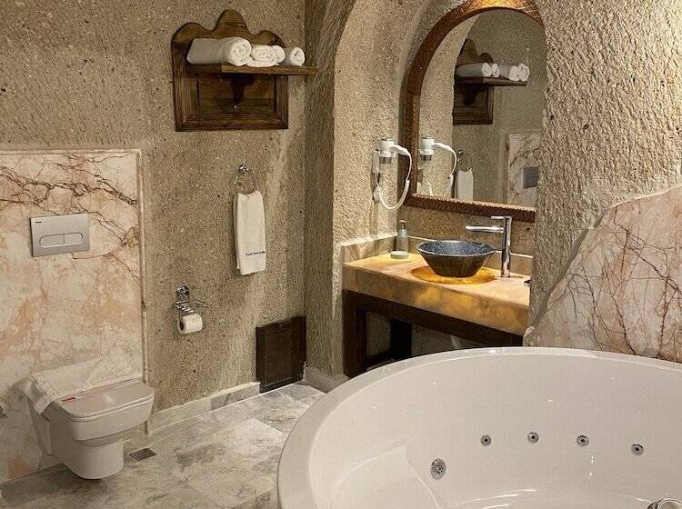 豪华套房, Roma Cave Suite