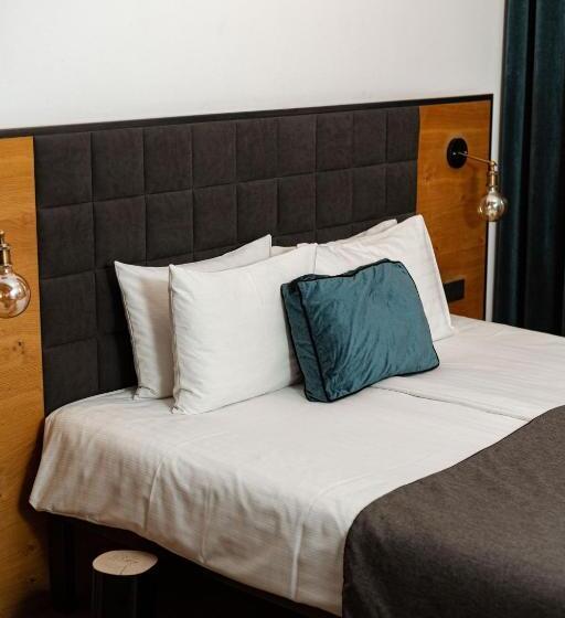 Habitación Estándar Cama King, Rum Budapest