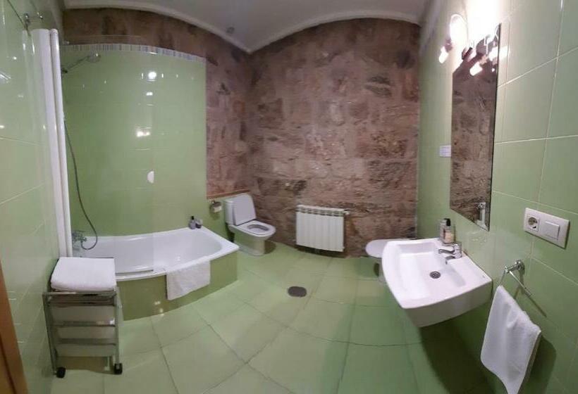 غرفة قياسية, Rectoral De Ansemil